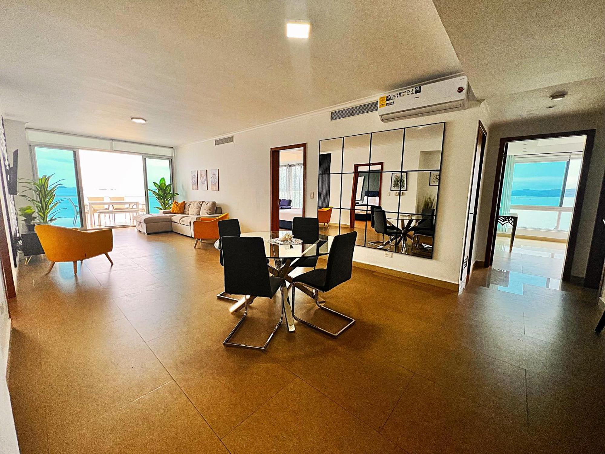Apartment In The Causeway Amador Cidade do Panamá Exterior foto